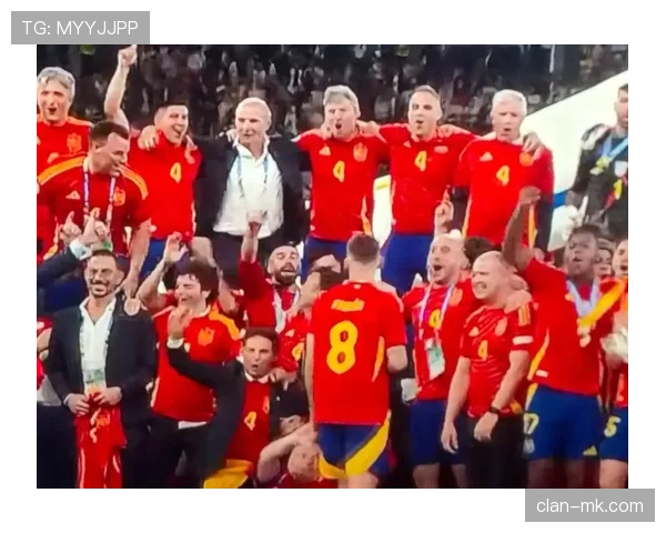 新生代球星闪耀绿茵场，足球界迎来青春风暴