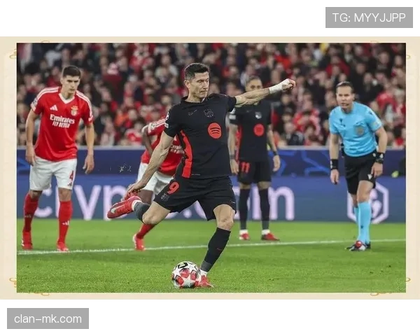 莱万多夫斯基再创历史,里程碑出场彰显传奇前锋卓越表现 莱万多夫斯基再创历史,里程碑出场彰显传奇前锋卓越表现